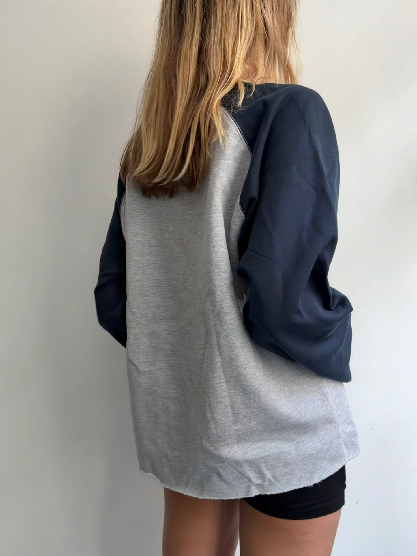 Raglan Sleeve Sweatshirt