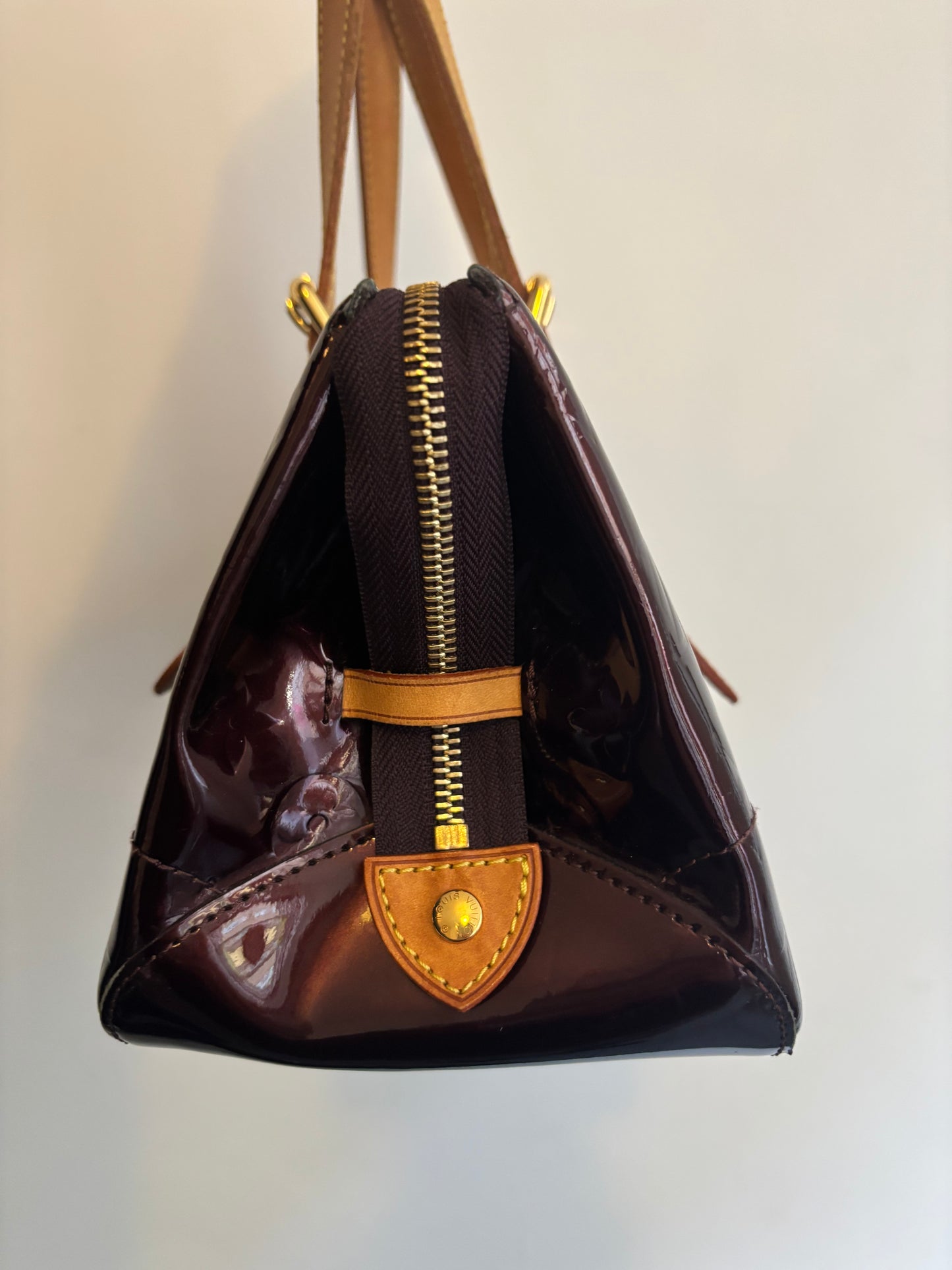 Louis Vuitton Vernis Bag