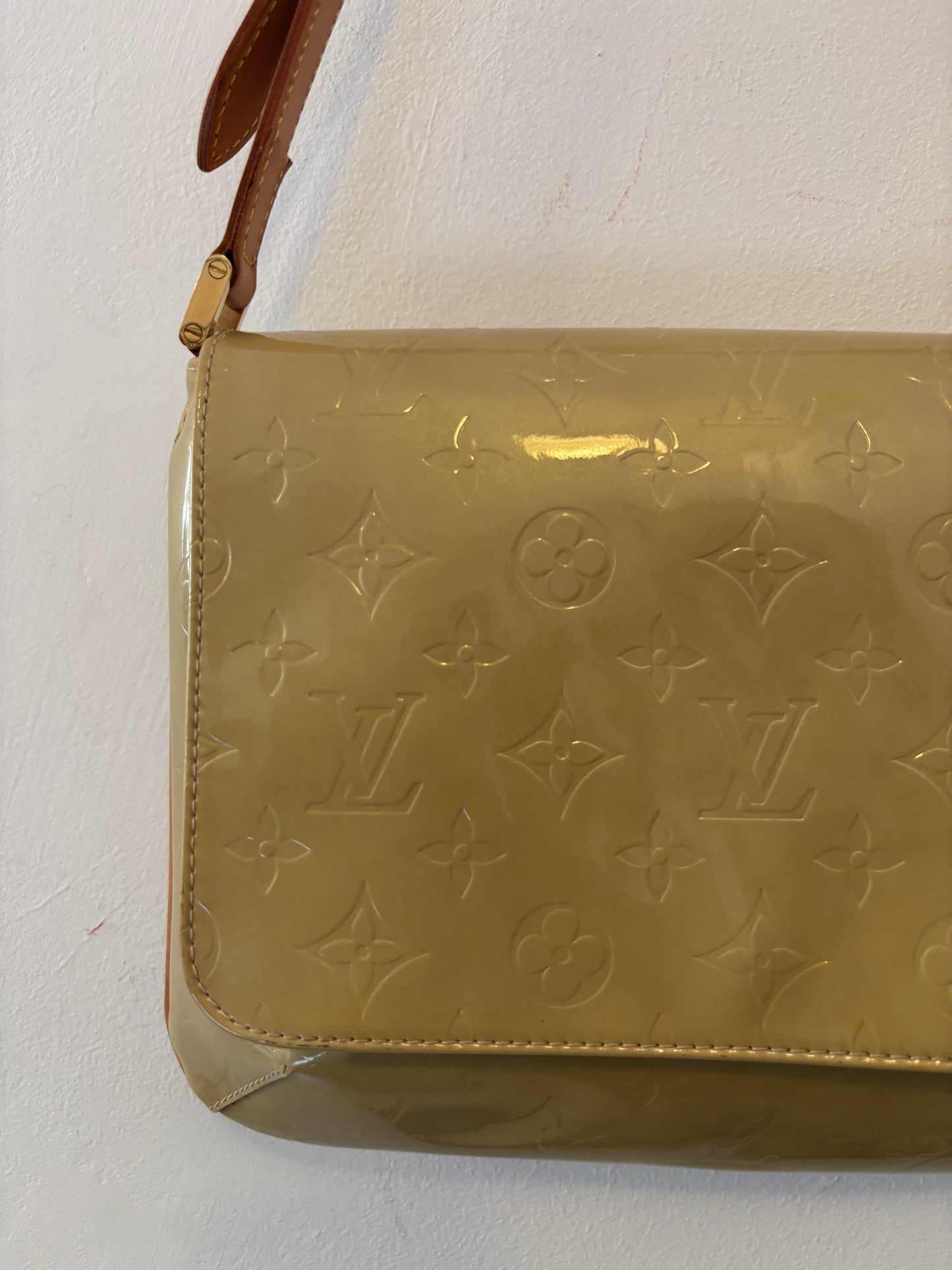 Louis Vuitton Vernis Bag
