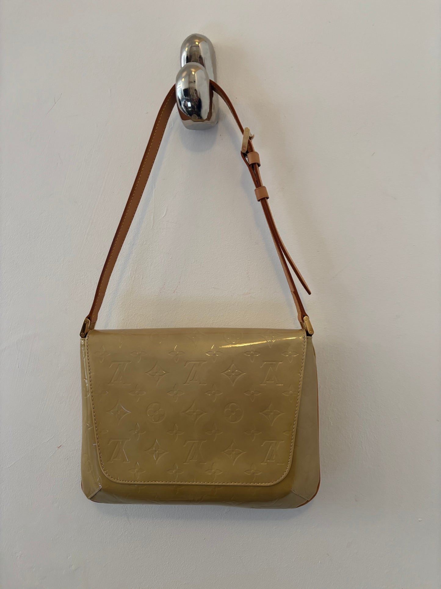 Louis Vuitton Vernis Bag